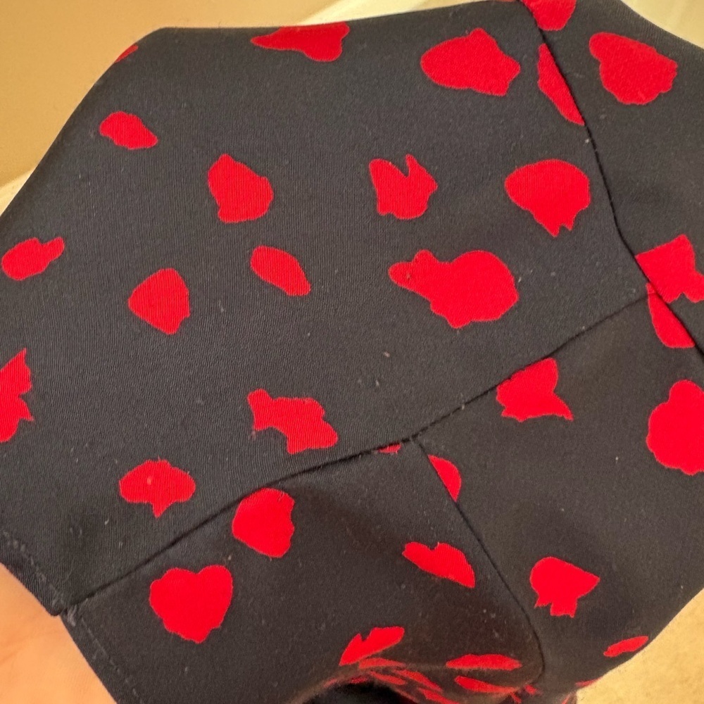 Talbot’s Women's Navy and Red V-neck Polka Dot Top Size 6 - Picture 4 of 4